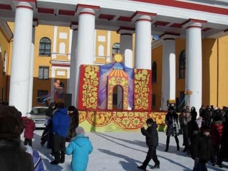 Другое: работа в ДК им.Горького