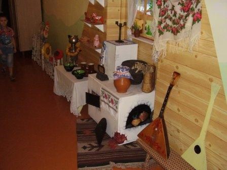 Другое: Декоративное украшение детского сада